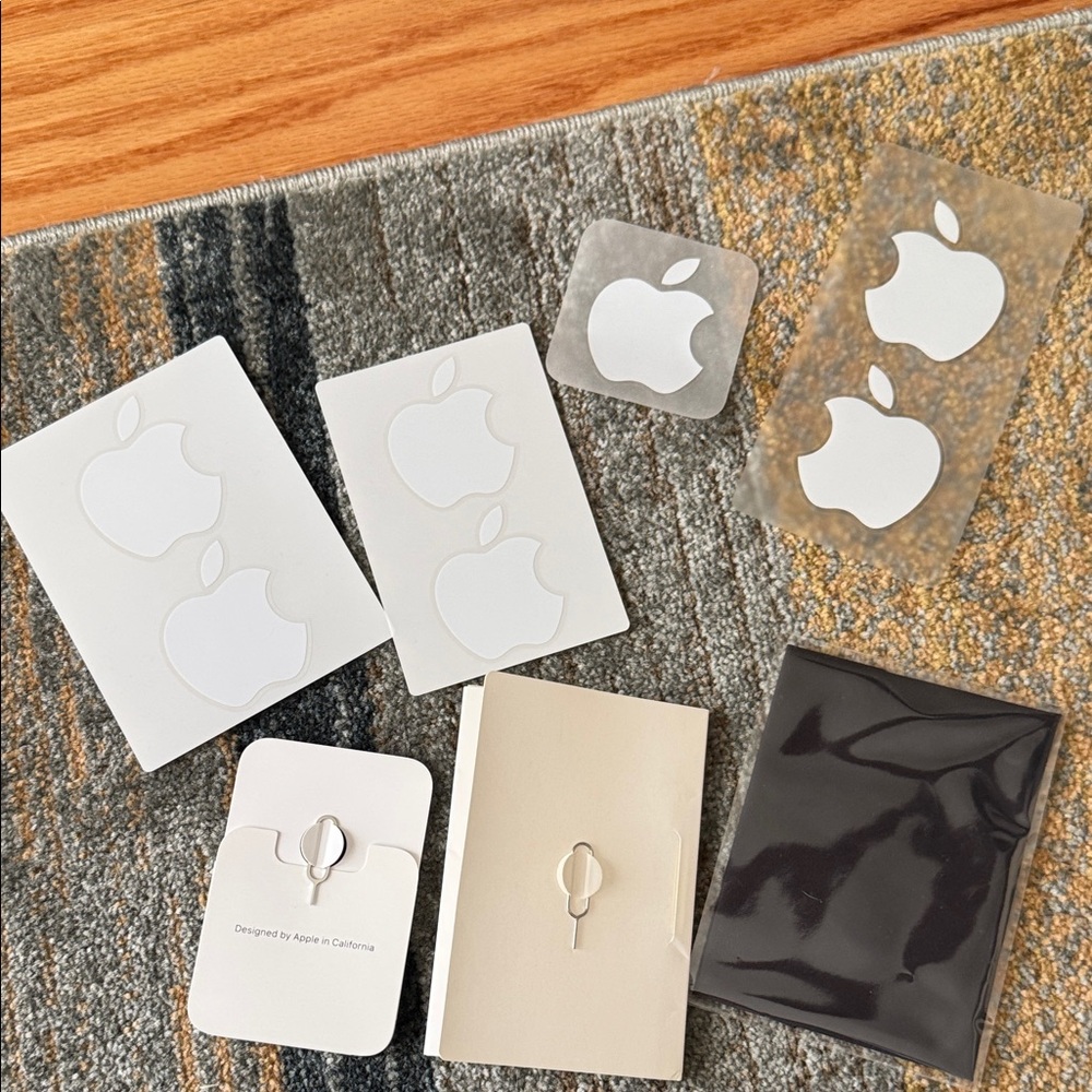 Apple White Logo Stickers, Apple logo microfiber cloth and 2 SIM tools